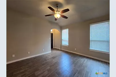 526 Creekside Forest, New Braunfels, TX 78130 - Photo 4