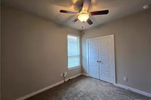 526 Creekside Frst, New Braunfels, TX 78130 - Photo 14