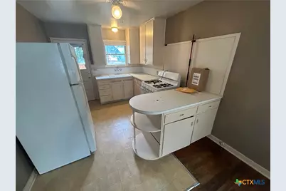 671 Roosevelt Street, New Braunfels, TX 78130 - Photo 6