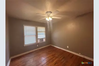 671 Roosevelt Street, New Braunfels, TX 78130 - Photo 8