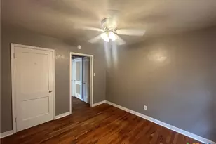 671 Roosevelt St, New Braunfels, TX 78130 - Photo 10