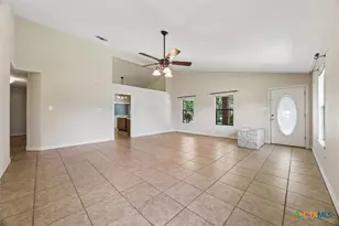 1024 Terminal Loop Rd, Mcqueeney, TX 78123 - Photo 12
