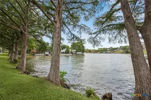 1024 Terminal Loop Rd, Mcqueeney, TX 78123 - Photo 2