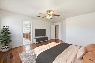145 Castlewood Dr, Seguin, TX 78155 - Photo 16