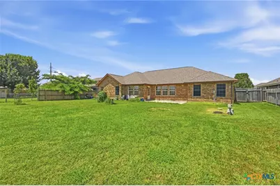 145 Castlewood Drive, Seguin, TX 78155 - Photo 26