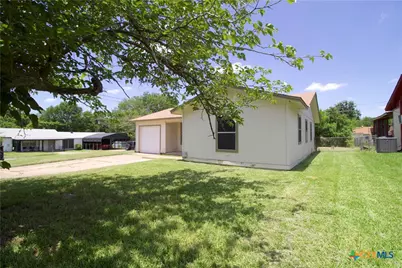 802 E Irvin Avenue, Temple, TX 76501 - Photo 2