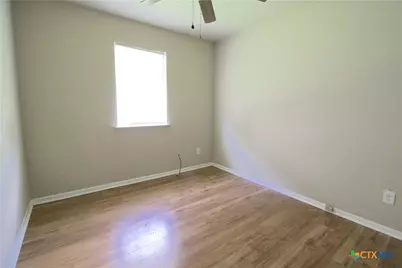 802 E Irvin Avenue, Temple, TX 76501 - Photo 12