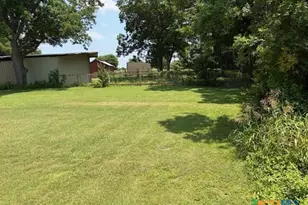 880 County Road 311 Rd, Jarrell, TX 76537 - Photo 2