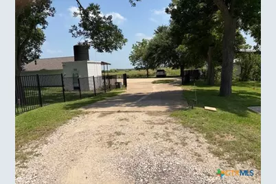 880 County Road 311 Road, Jarrell, TX 76537 - Photo 4