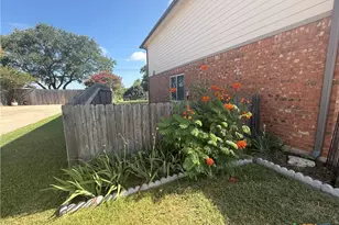 907 Tank St, Copperas Cove, TX 76522 - Photo 4
