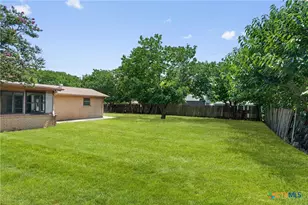 2010 Patricia St, Copperas Cove, TX 76522 - Photo 34