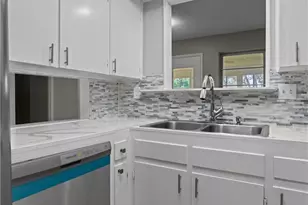 2010 Patricia St, Copperas Cove, TX 76522 - Photo 18