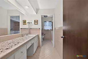 2210 N East St, Belton, TX 76513 - Photo 18