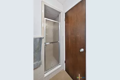 2210 N East Street, Belton, TX 76513 - Photo 16