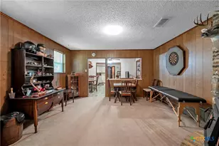204 Christopher Dr, Eddy, TX 76524 - Photo 8