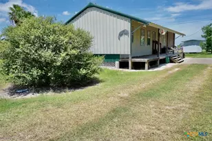 78 Carrie St, Port O'Connor, TX 77982 - Photo 4