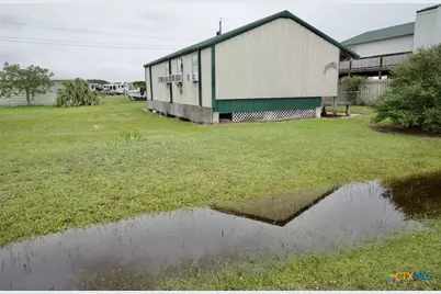 78 Carrie Street, Port O'Connor, TX 77982 - Photo 2