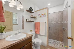 529 Guerra Ln, Gonzales, TX 78629 - Photo 24