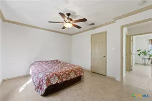 529 Guerra Ln, Gonzales, TX 78629 - Photo 14