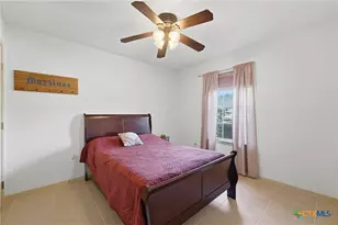 529 Guerra Ln, Gonzales, TX 78629 - Photo 16