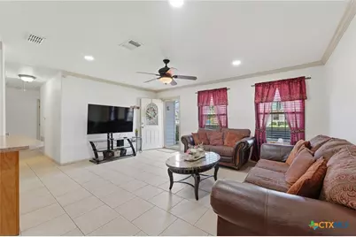 529 Guerra Lane, Gonzales, TX 78629 - Photo 4
