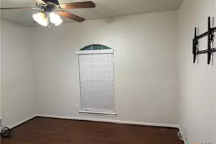 621 S Roy Reynolds Dr, Harker Heights, TX 76548 - Photo 26