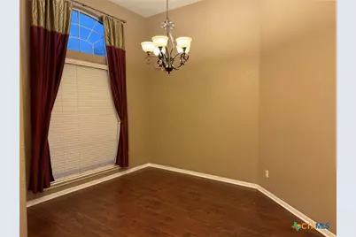 621 S Roy Reynolds Drive, Harker Heights, TX 76548 - Photo 4