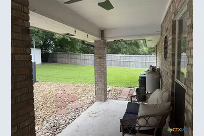 621 S Roy Reynolds Drive, Harker Heights, TX 76548 - Photo 8