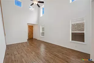 2013 Flametree Ave, New Braunfels, TX 78132 - Photo 4