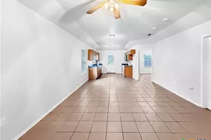 239 Rosalie Dr, New Braunfels, TX 78130 - Photo 4