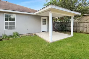239 Rosalie Dr, New Braunfels, TX 78130 - Photo 14