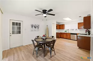 7702 Pipers Swan St, San Antonio, TX 78251 - Photo 12