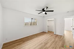 7702 Pipers Swan St, San Antonio, TX 78251 - Photo 22