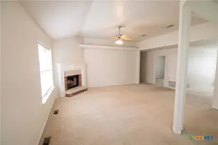 1906 Flagstaff Dr, Killeen, TX 76543 - Photo 2