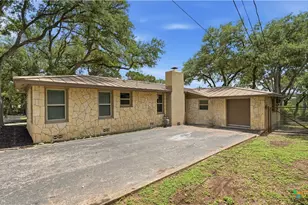 739 Encino Dr, New Braunfels, TX 78130 - Photo 6