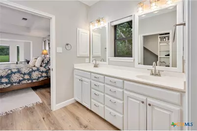 330 Live Oak Hills Court, San Marcos, TX 78666 - Photo 18