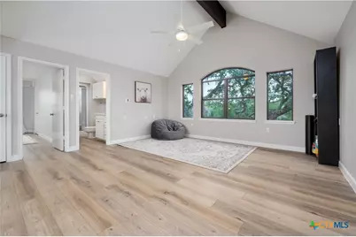 330 Live Oak Hills Court, San Marcos, TX 78666 - Photo 10