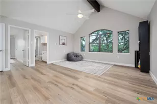 330 Live Oak Hills Ct, San Marcos, TX 78666 - Photo 10