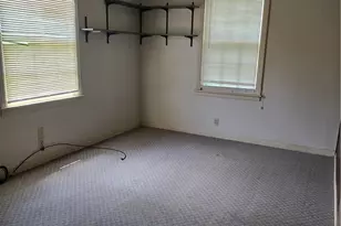 1410 N Beal St, Belton, TX 76513 - Photo 6