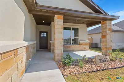 2551 Tin Barn Bluff, Belton, TX 76513 - Photo 2