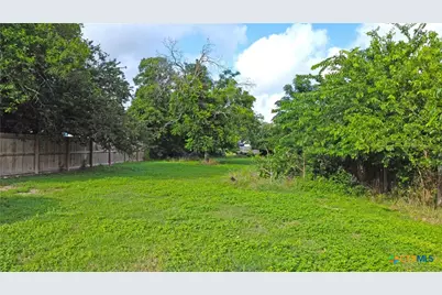 760 Simon Avenue, New Braunfels, TX 78130 - Photo 12