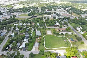 760 Simon Ave, New Braunfels, TX 78130 - Photo 10