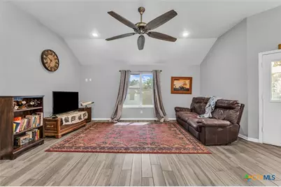 7 Market Loop, Belton, TX 76513 - Photo 8