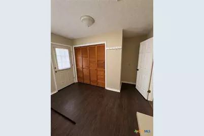 308 Kingwood Forest, Victoria, TX 77904 - Photo 16