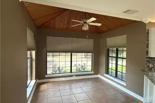 308 Kingwood Forest, Victoria, TX 77904 - Photo 24