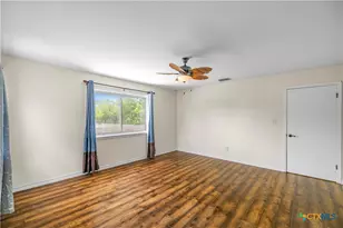 105 Tropical Dr, Victoria, TX 77904 - Photo 22