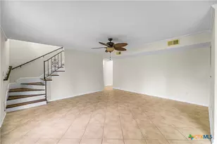 105 Tropical Dr, Victoria, TX 77904 - Photo 14