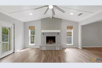 938 Lazy Trail, New Braunfels, TX 78130 - Photo 4