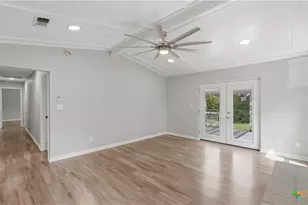 938 Lazy Trail, New Braunfels, TX 78130 - Photo 6