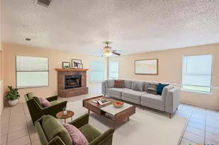 506 Hayloft Cir, Copperas Cove, TX 76522 - Photo 2